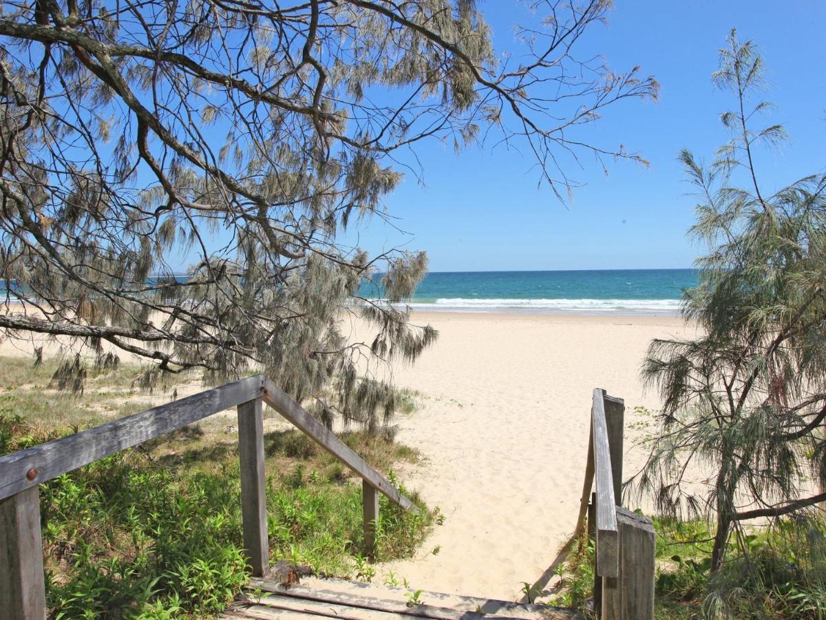Windmill 4 Two Bedroom Beachside Apartment On Parkyn Parade Mooloolaba Exterior photo