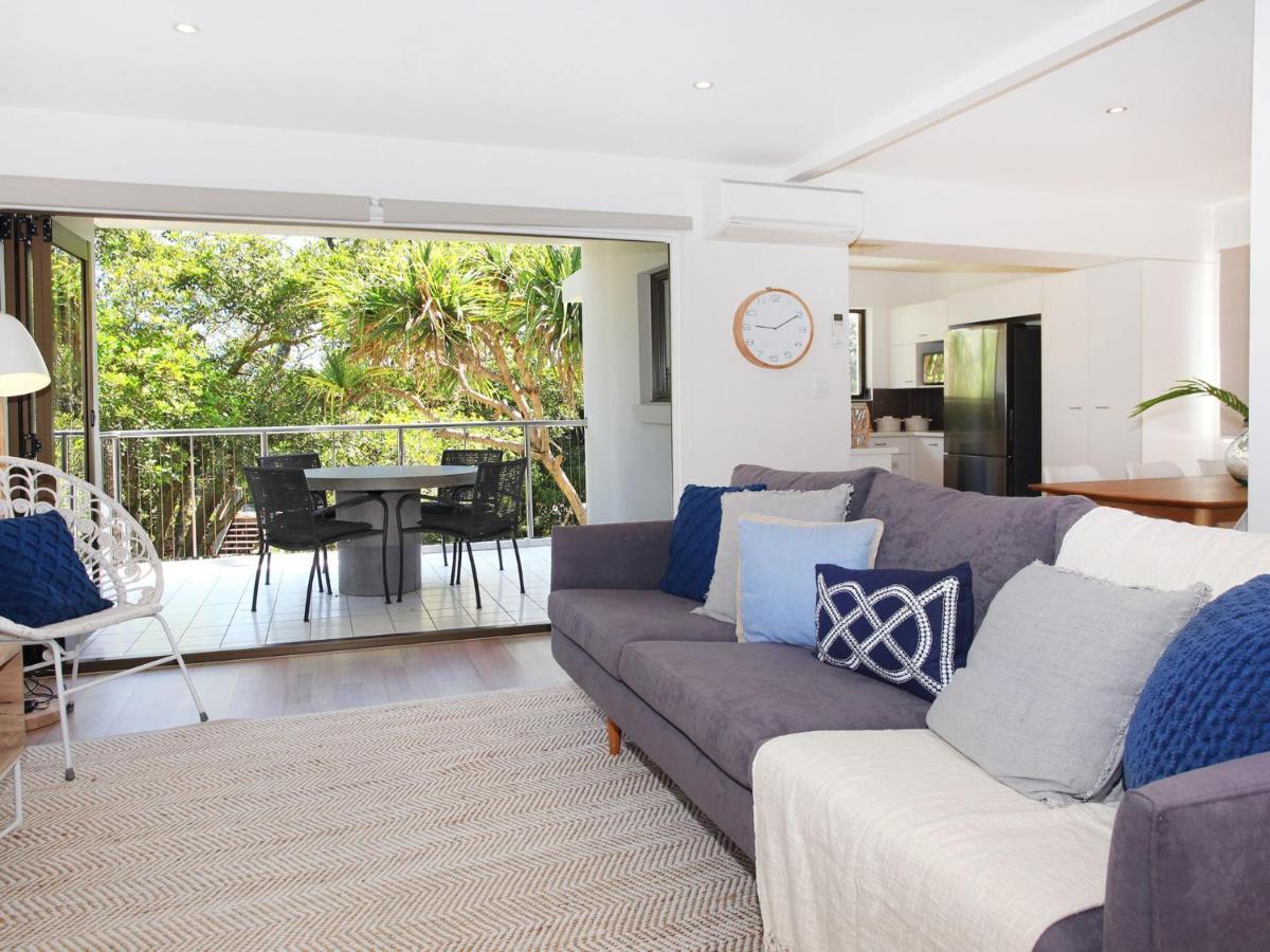 Windmill 4 Two Bedroom Beachside Apartment On Parkyn Parade Mooloolaba Exterior photo