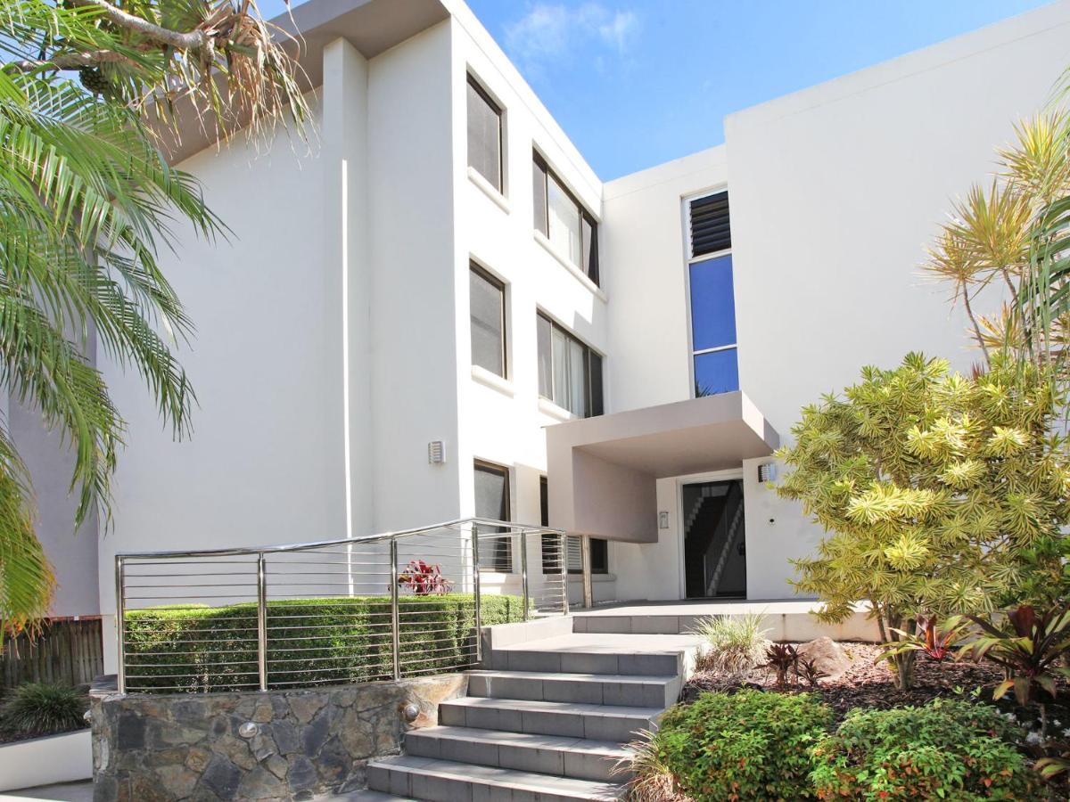 Windmill 4 Two Bedroom Beachside Apartment On Parkyn Parade Mooloolaba Exterior photo